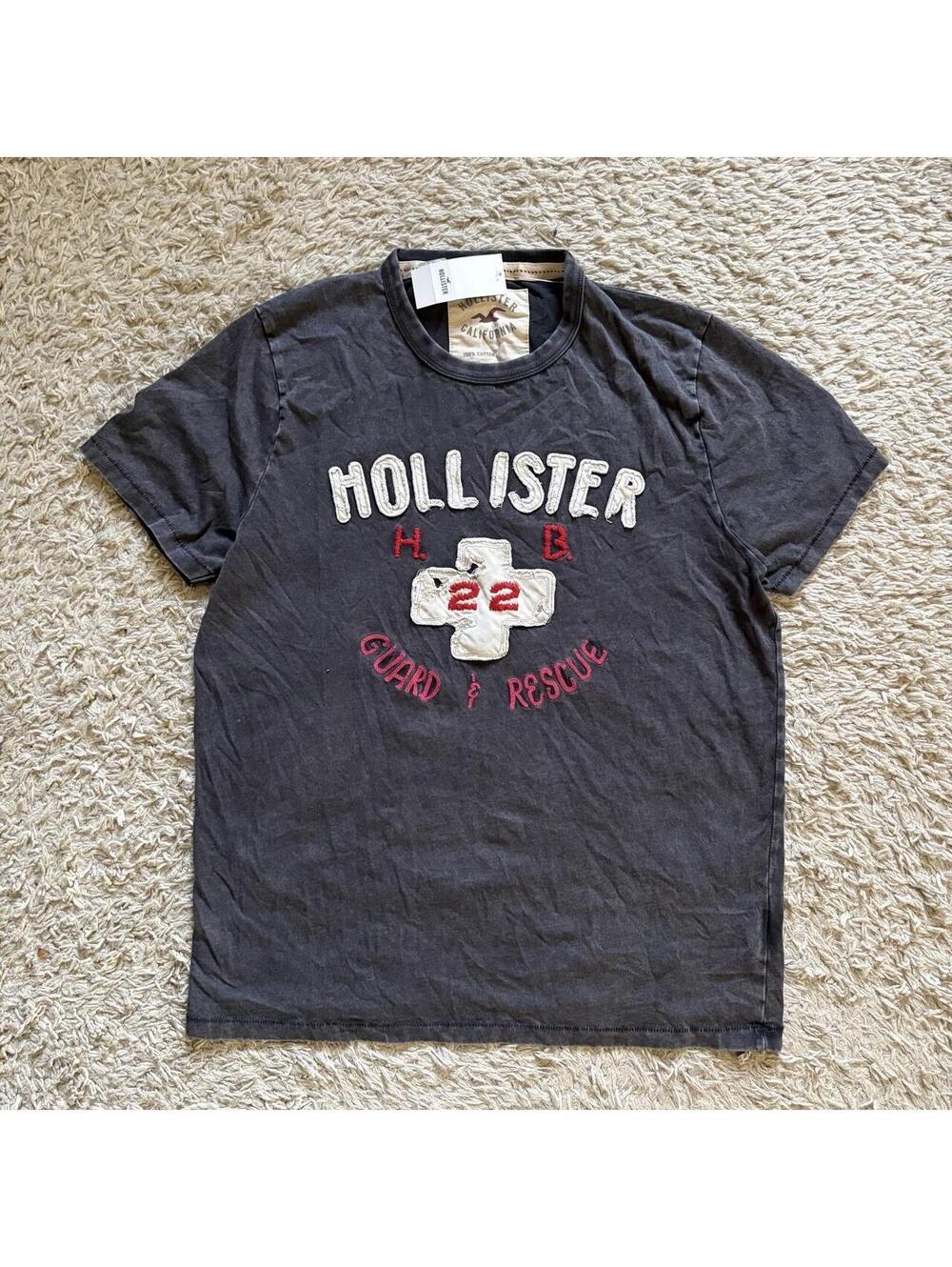 Hollister Co. black cotton tee